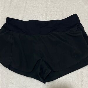 Lululemon Black Women’s Shorts Size 8